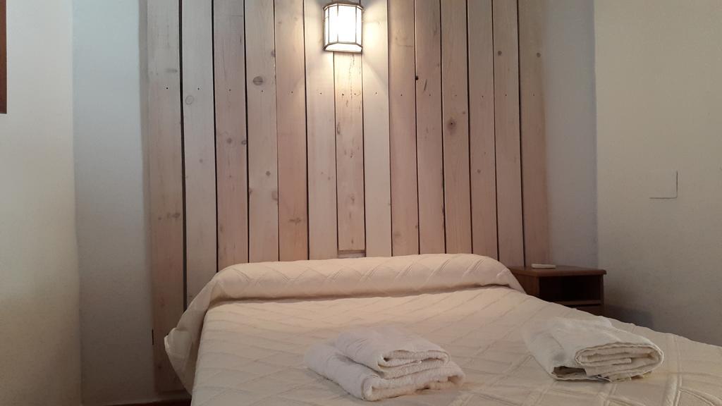 Albergue De Espiel Eksteriør billede